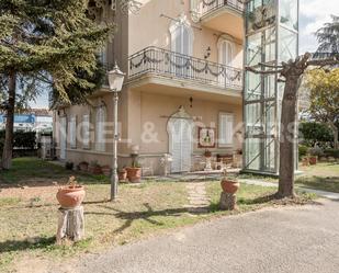 Vista exterior de Casa o xalet de lloguer en Sant Fost de Campsentelles amb Aire condicionat, Calefacció i Jardí privat