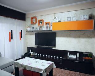 Living room of Flat for sale in Alcalá de Henares  with Air Conditioner, Heating and Terrace