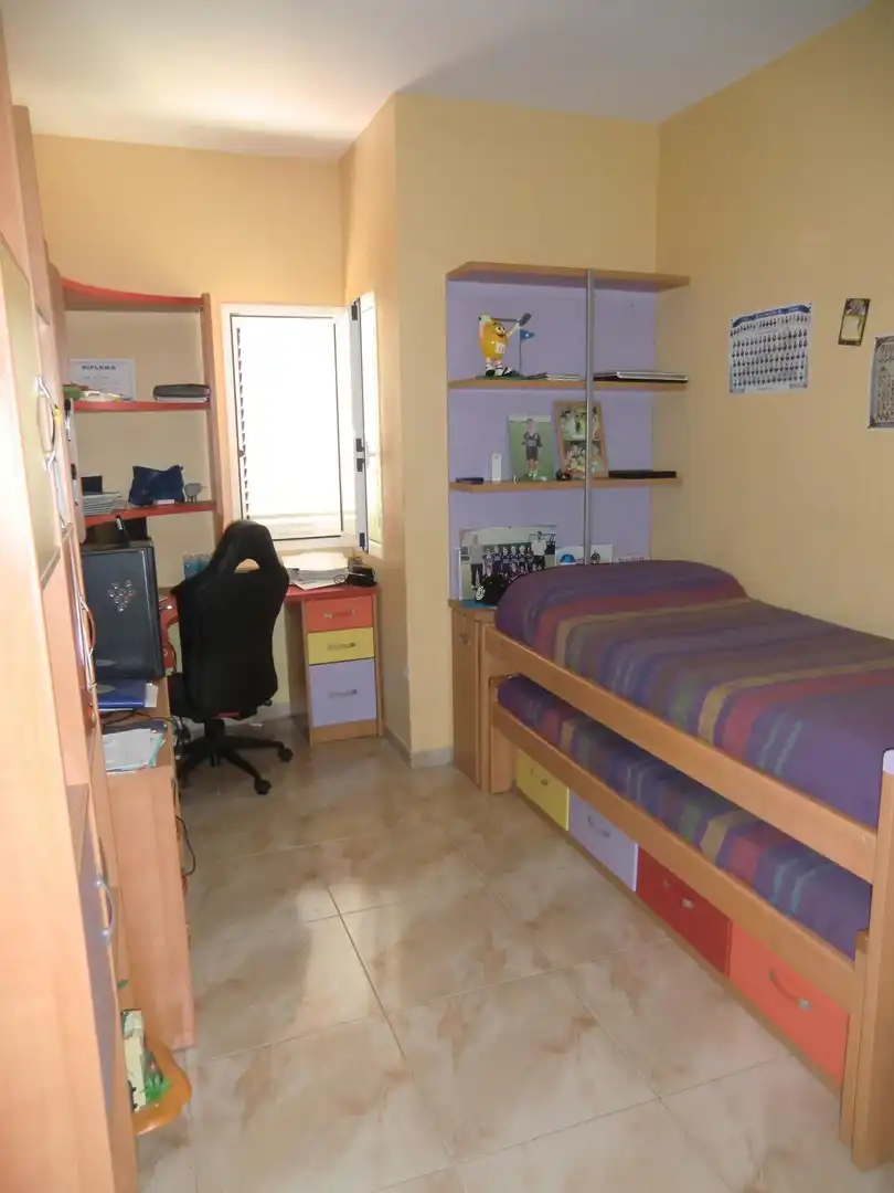Schlafzimmer von Einfamilien-Reihenhaus zum Verkauf in Adeje mit Privatgarten, Terrasse und Abstellraum