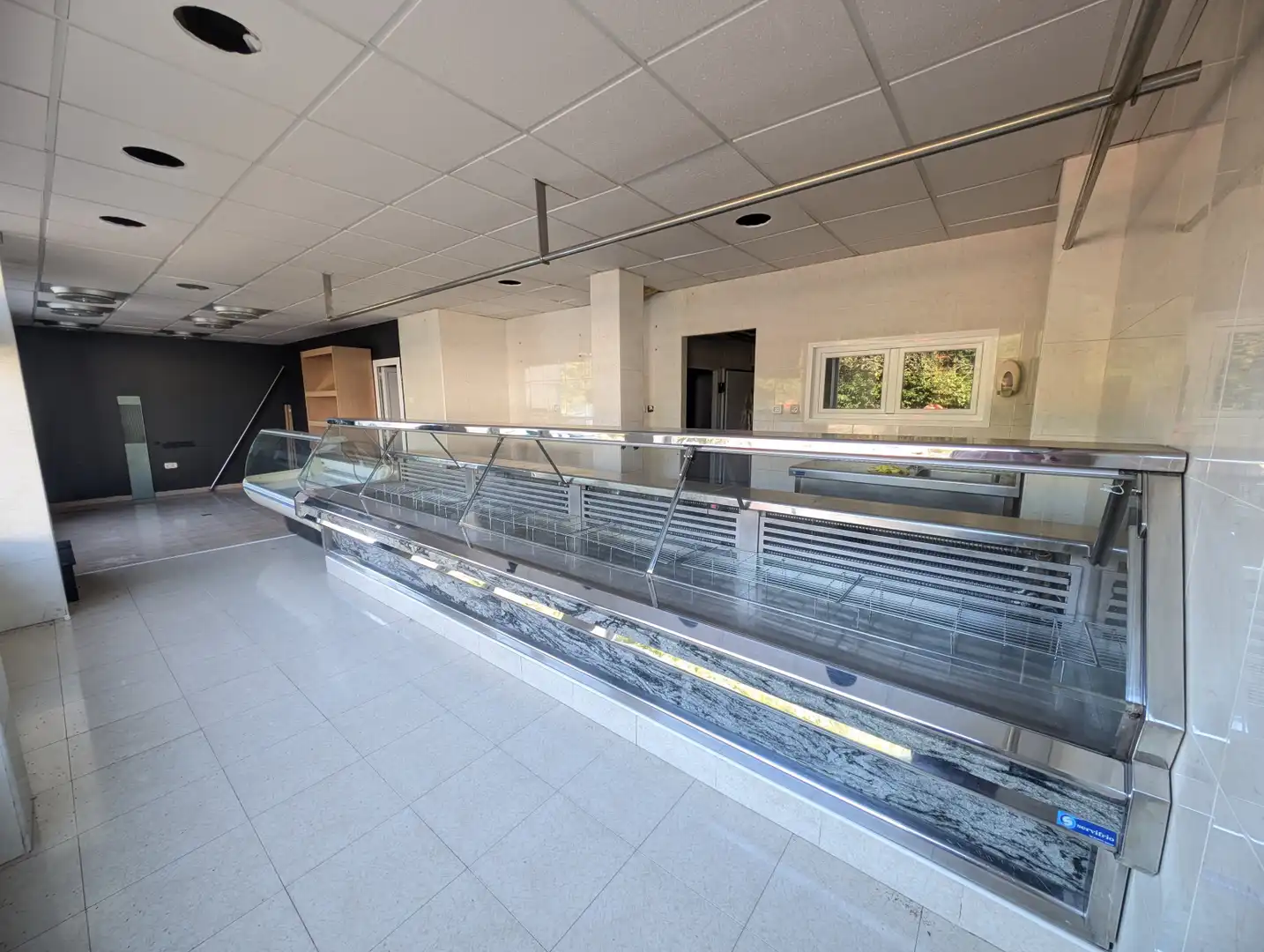 Local comercial en venda a Bárcena de Cicero, imagen 3