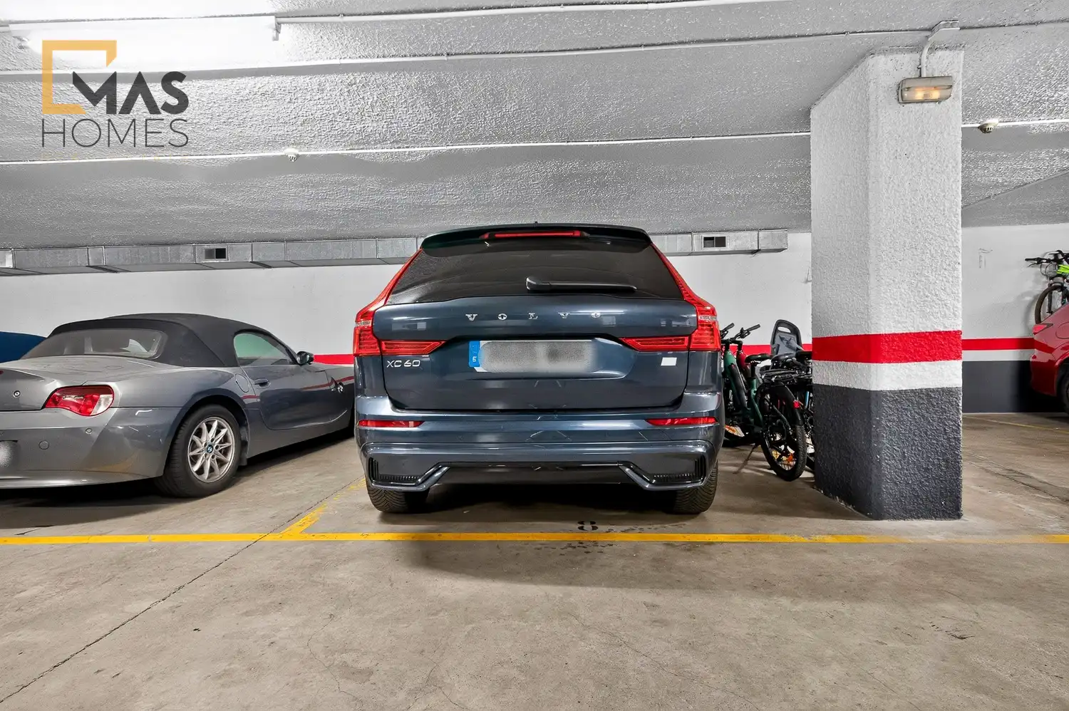 Parking de Piso en venta en Sant Cugat del Vallès con Aire acondicionado, Calefacción y Jardín privado