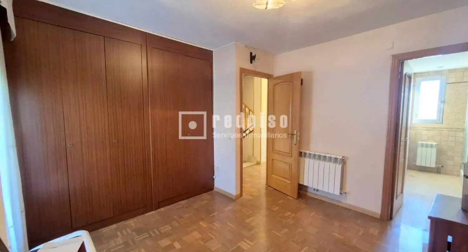Bedroom of Houses for sale in Getafe  with Air Conditioner, Heating and Parquet flooring