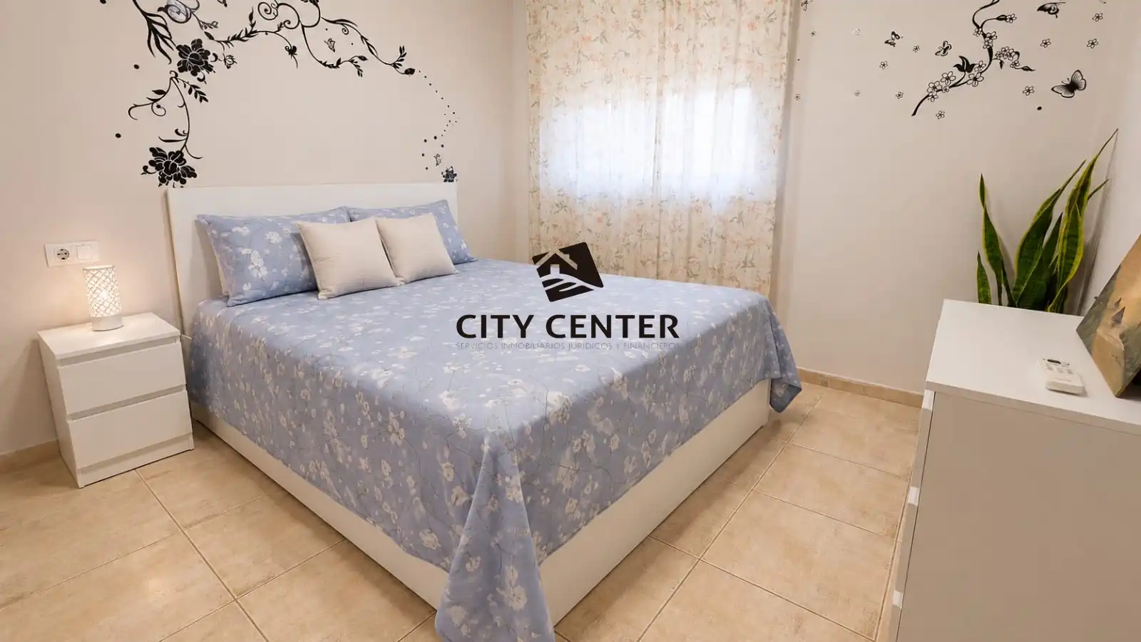 Habitación de Apartamento en venta en Arona con Aire acondicionado, Trastero y Amueblado