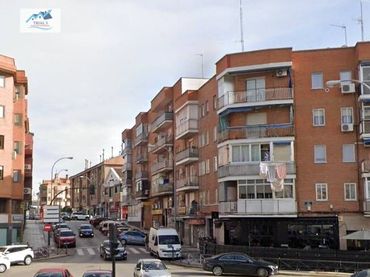 Wohnung mit Aufzug zum Verkauf in Avenida FCO JAVIER SAUQUILLO