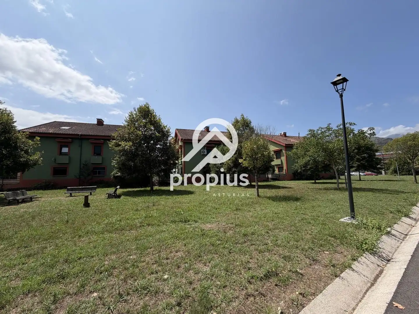 Casa adosada en venda en Parres amb Aire condicionat, Calefacció i Terrassa