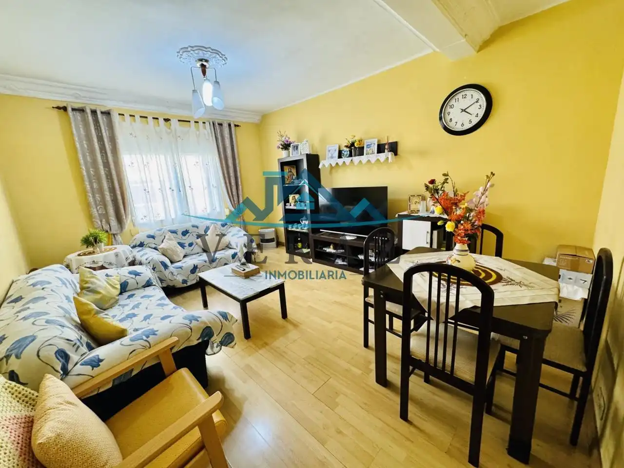 Sala de estar de Piso en venta en Talavera de la Reina con Calefacción y Terraza