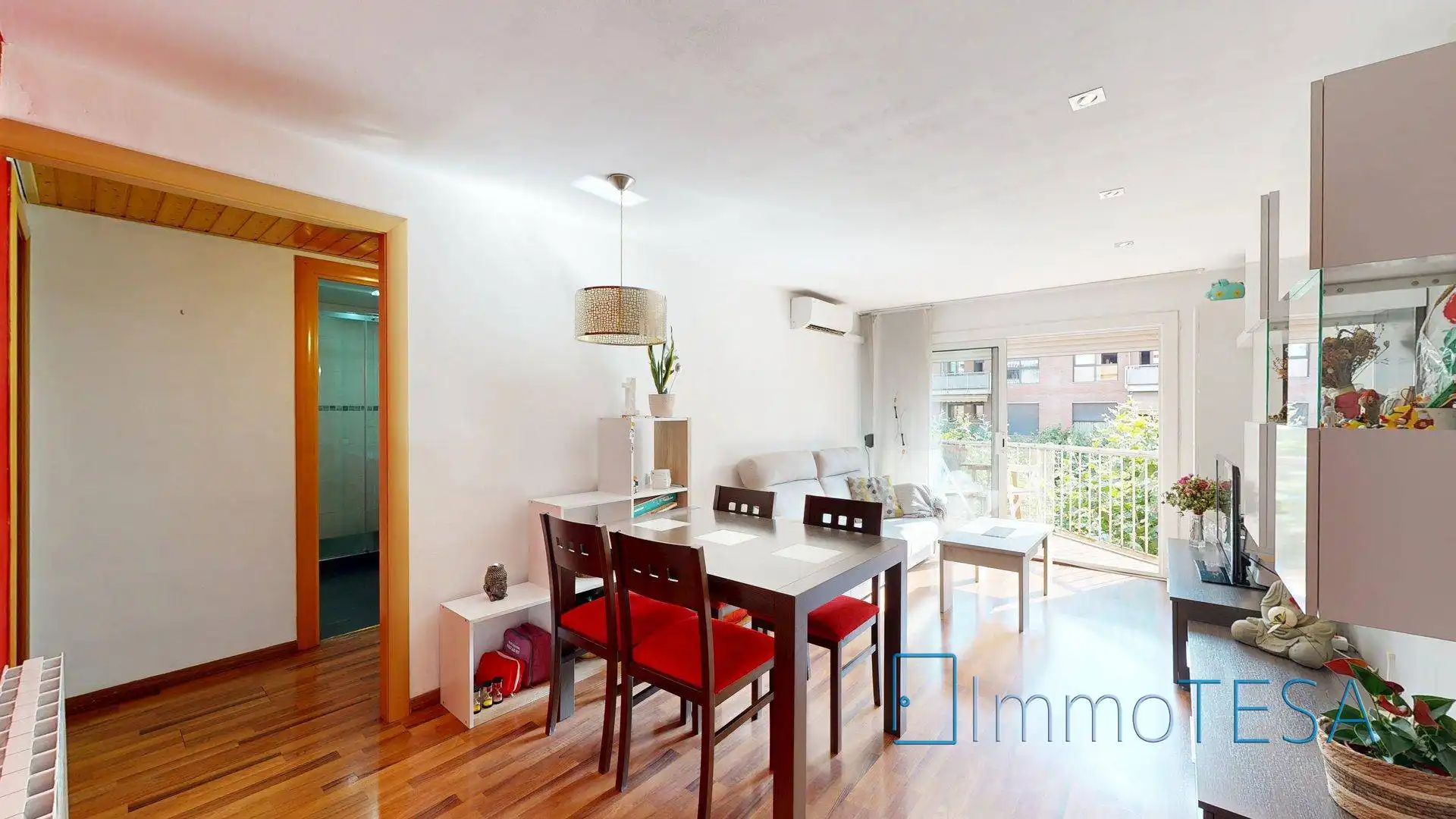 Vista exterior de Piso en venta en Barberà del Vallès con Aire acondicionado, Calefacción y Parquet