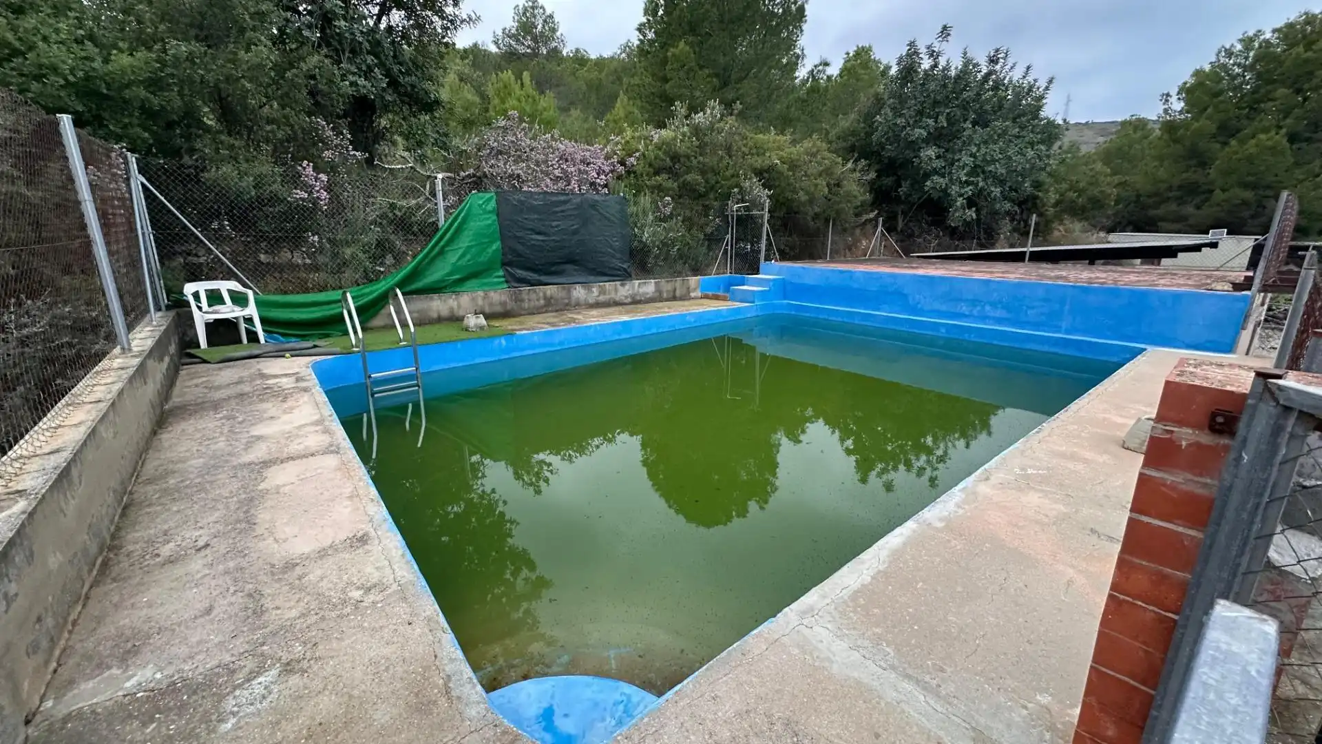 Piscina de Casa o chalet en venta en Tous con Jardín privado, Terraza y Trastero