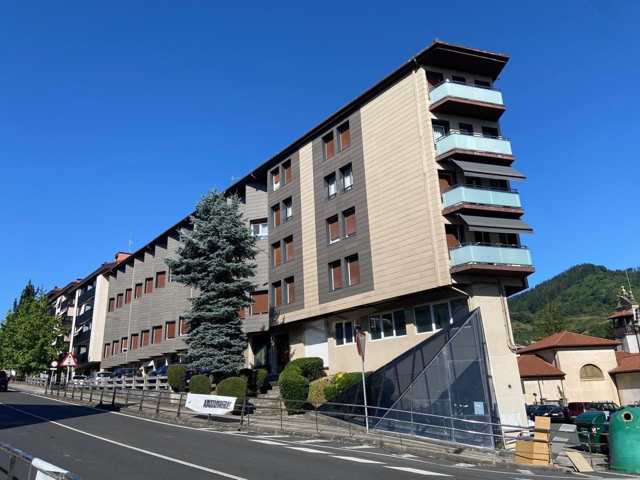 Exterior view of Planta baja for sale in Zaldibar