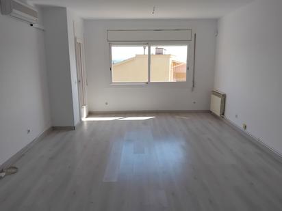 Living room of Flat for sale in Sant Llorenç d'Hortons  with Air Conditioner, Heating and Terrace
