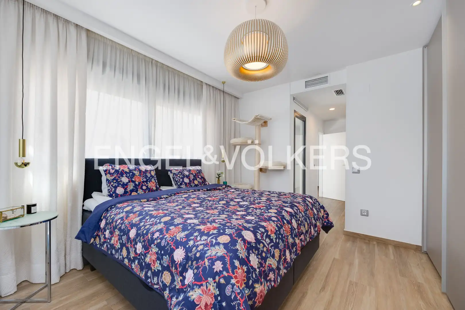 Habitación de Casa o chalet en venta en Torrevieja con Aire acondicionado, Calefacción y Jardín privado