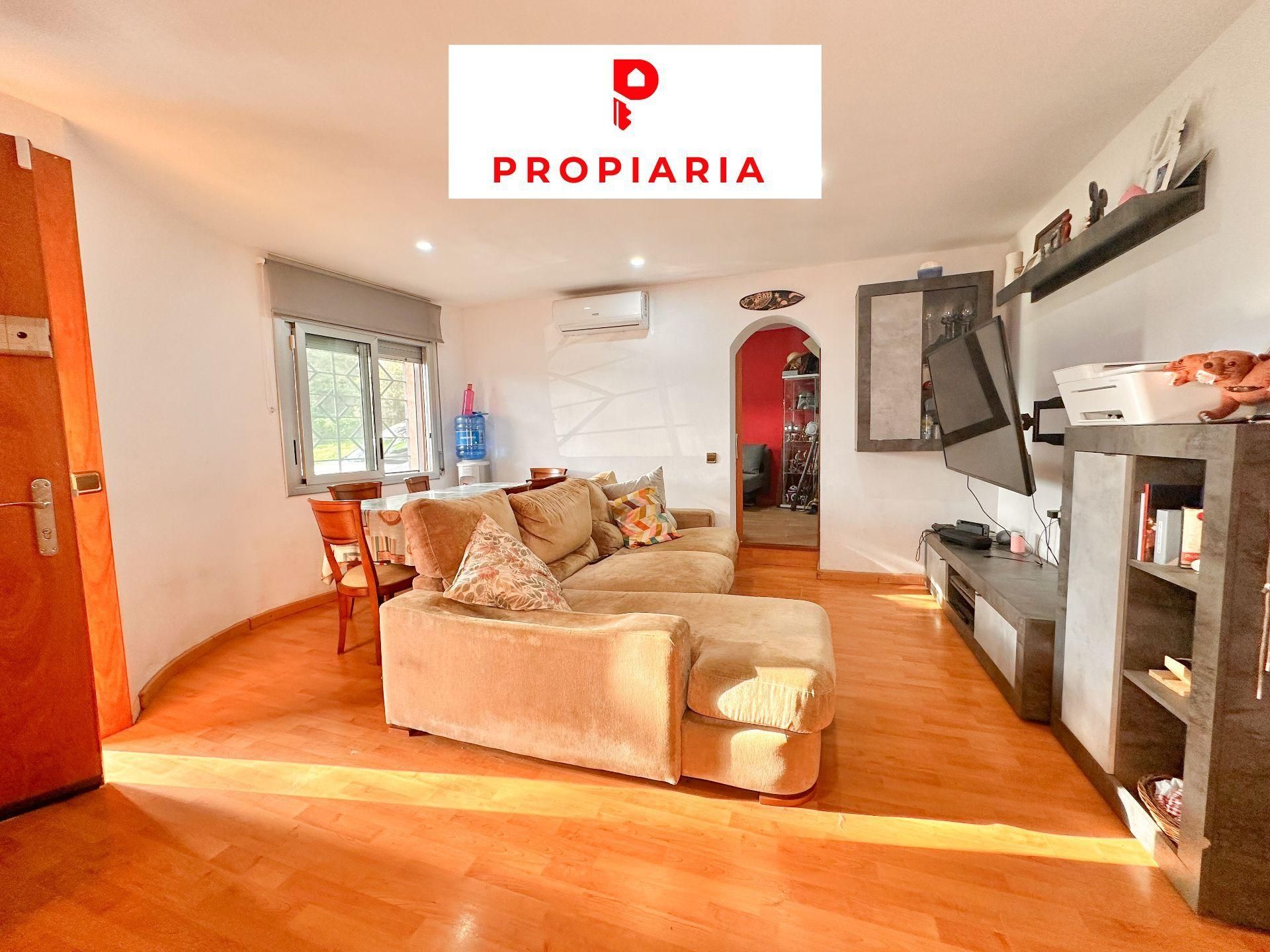Exterior view of House or chalet for sale in Vilanova del Vallès  with Air Conditioner, Heating and Private garden