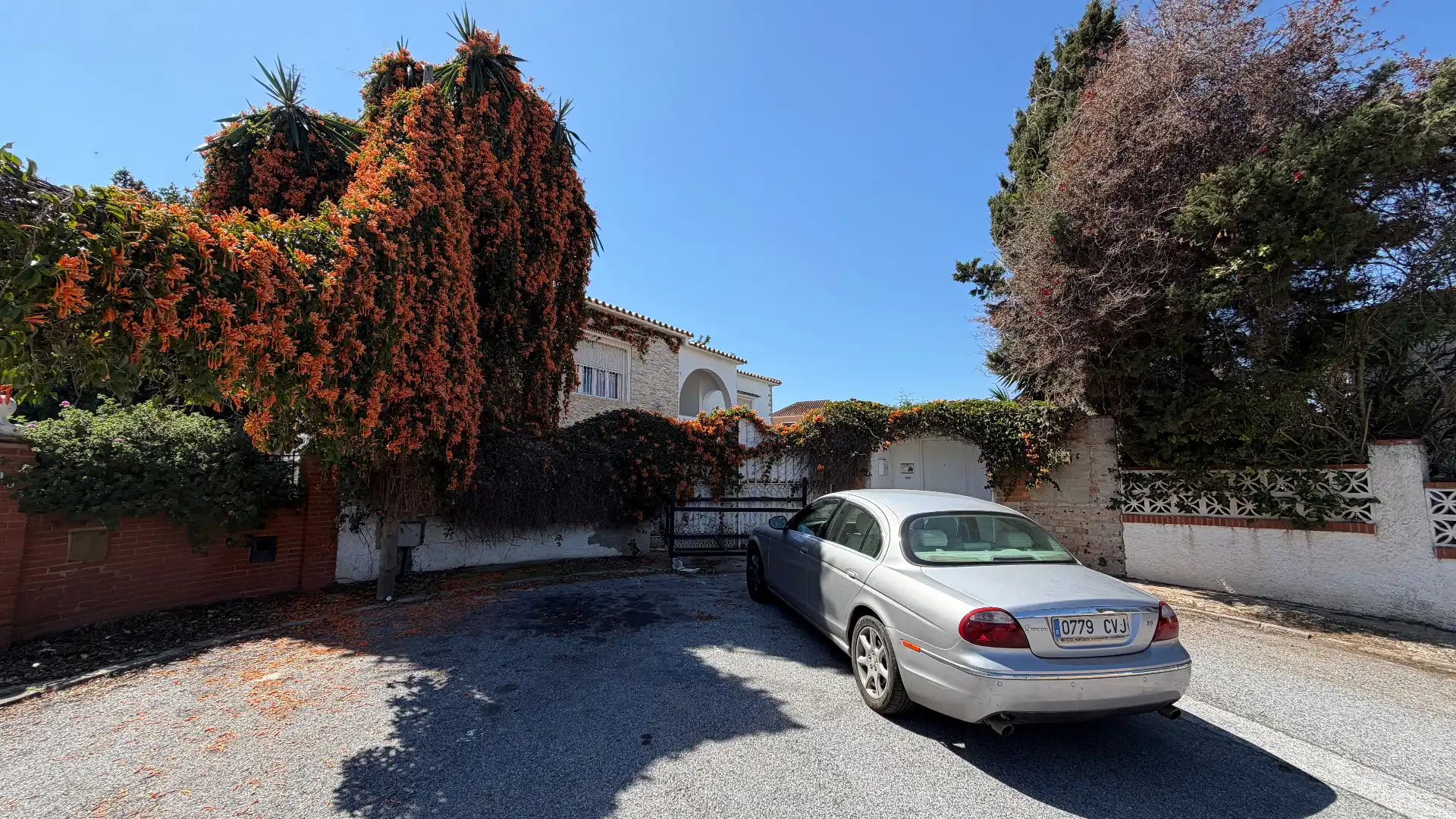 Vista exterior de Casa o xalet en venda en Alhaurín de la Torre
