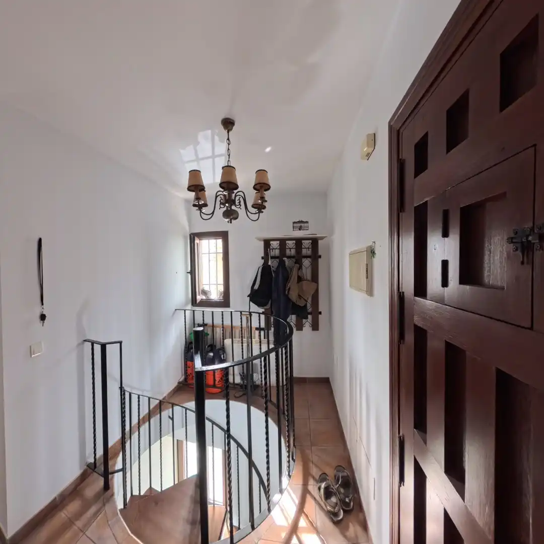 Edificio en venta en Sayalonga