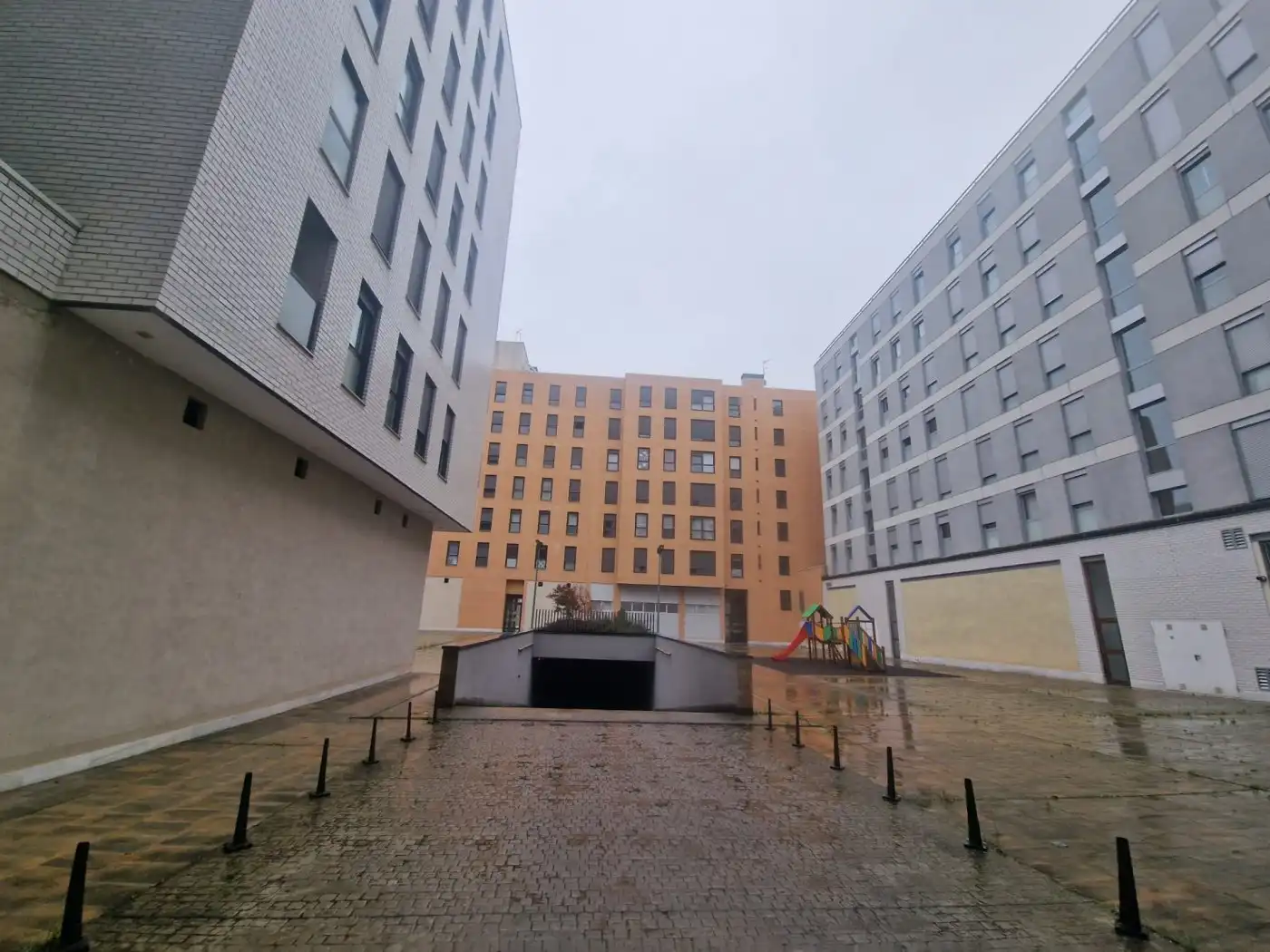 Vista exterior de Garaje de alquiler en Vitoria - Gasteiz