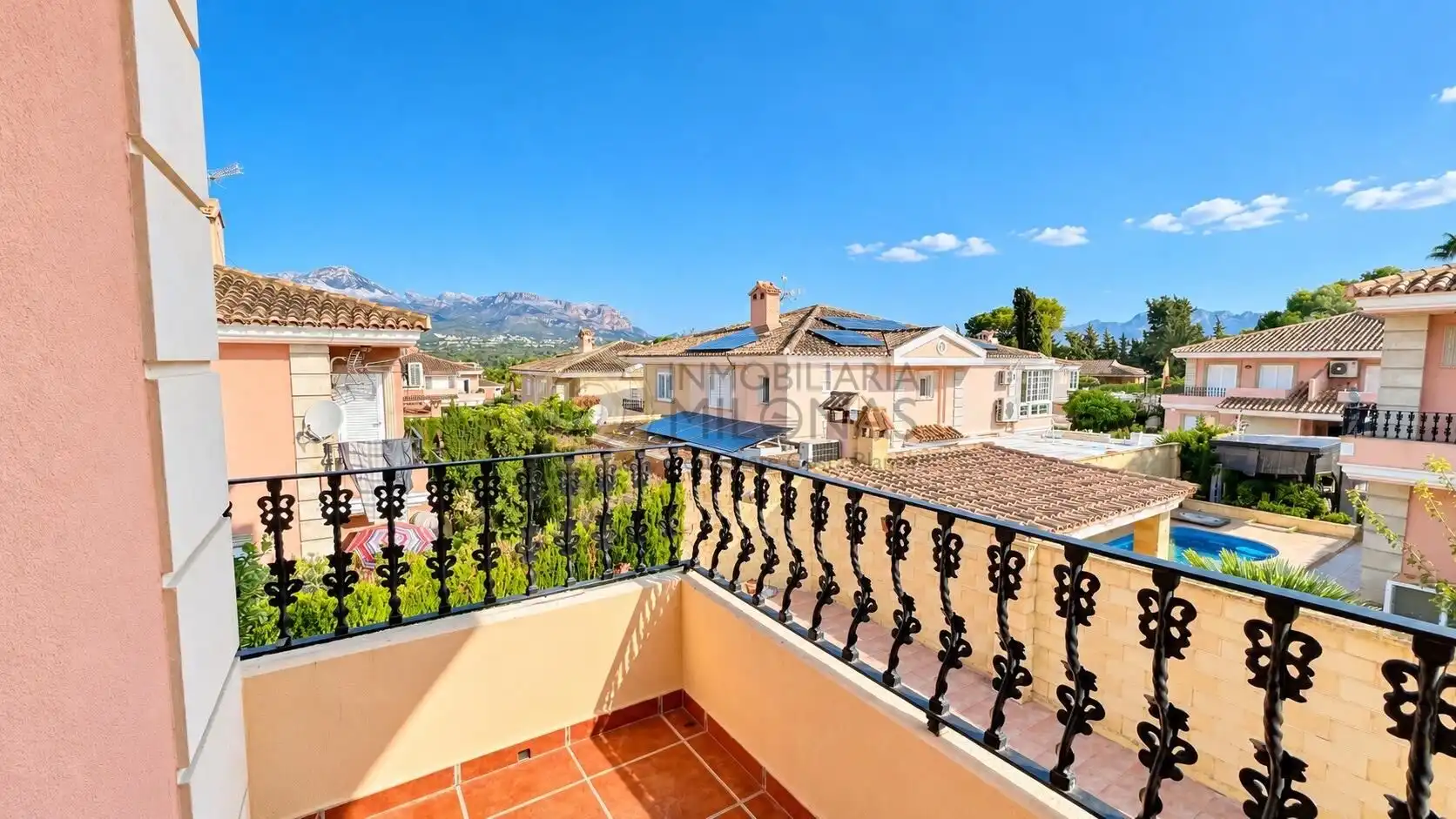 House with pool for sale in Calle MALTA 10, imagen 2