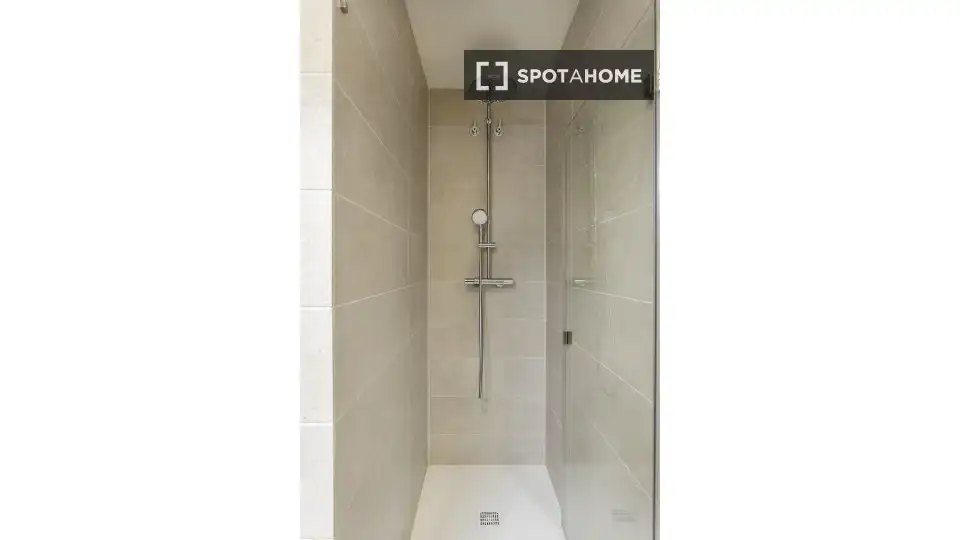 Flat with terrace to rent in Ciutat Vella, imagen 8