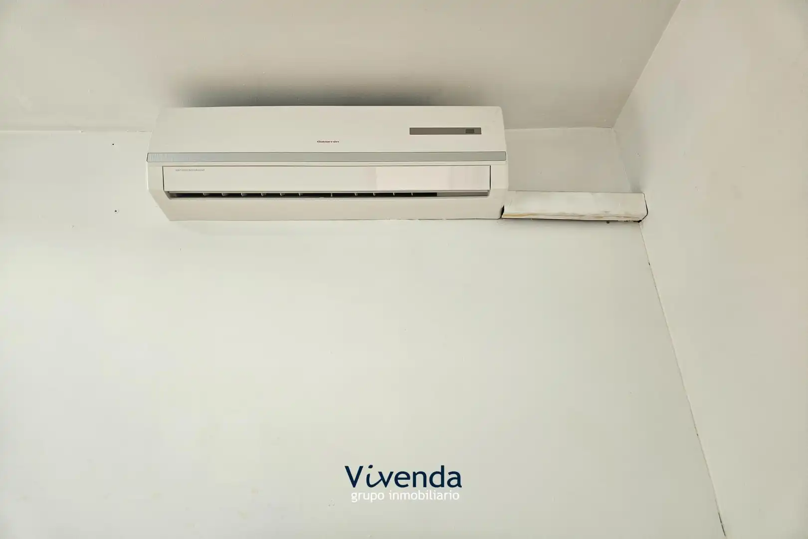 Bedroom of Commercial properties for rent in Humanes de Madrid  with Air Conditioner