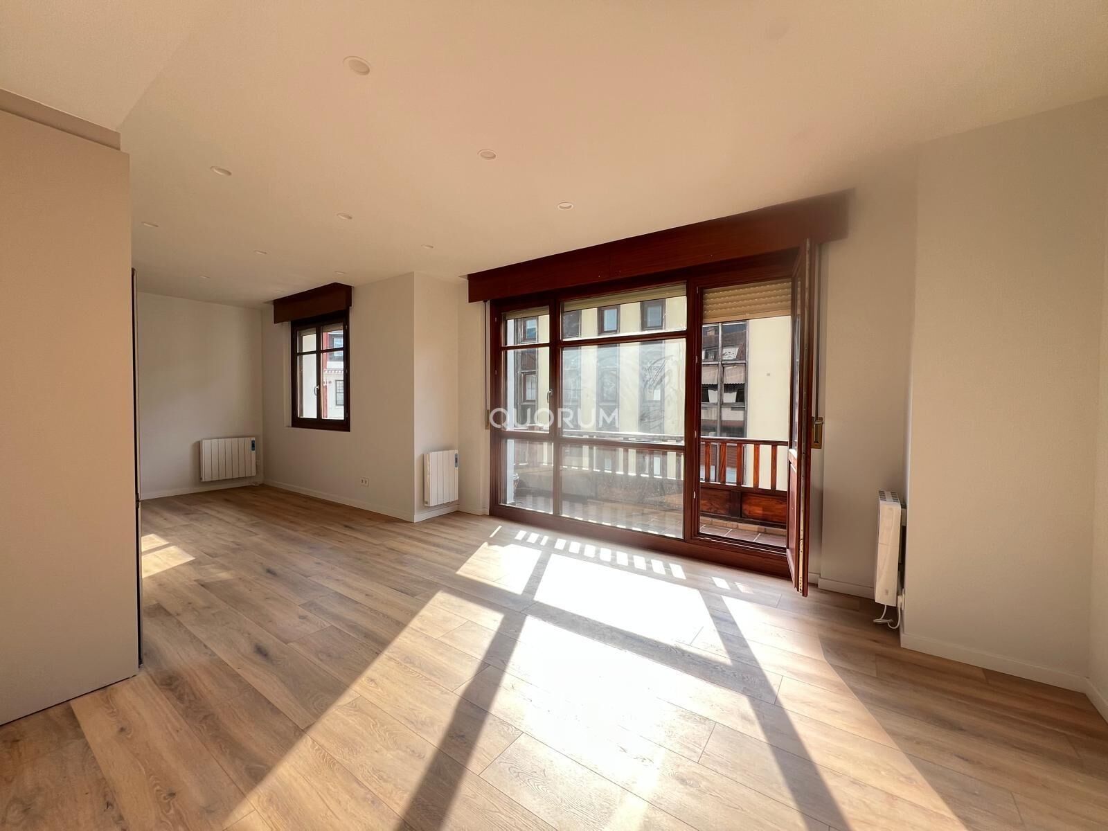 Vista exterior de Pis de lloguer en Getxo  amb Calefacció i Terrassa