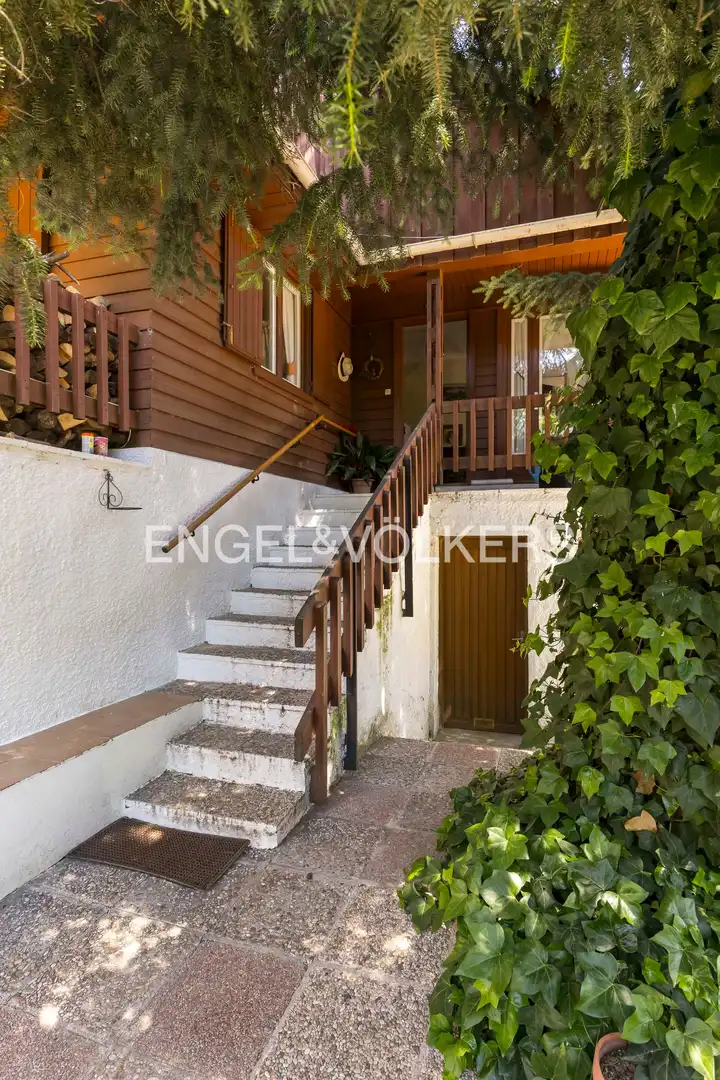 Vista exterior de Casa o chalet en venta en San Agustín del Guadalix con Aire acondicionado, Calefacción y Jardín privado