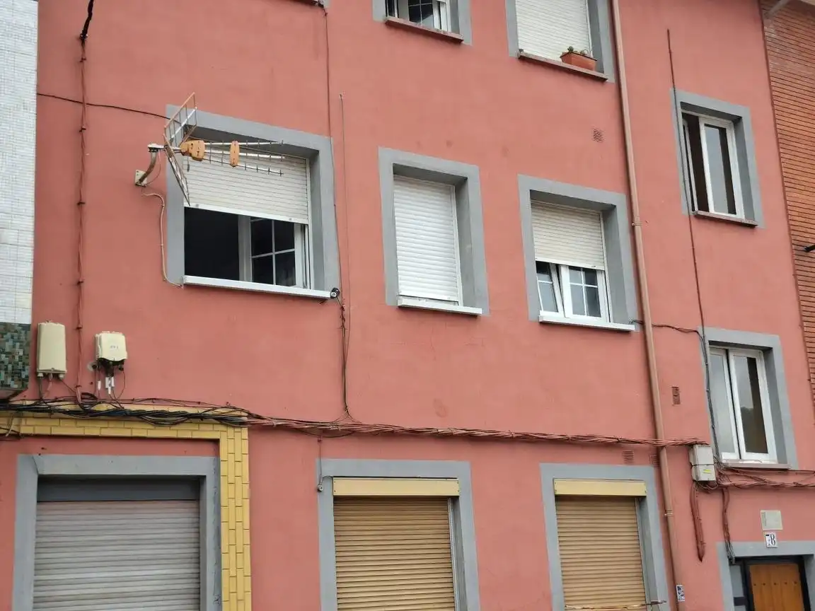 Vista exterior de Piso en venta en Mieres (Asturias)