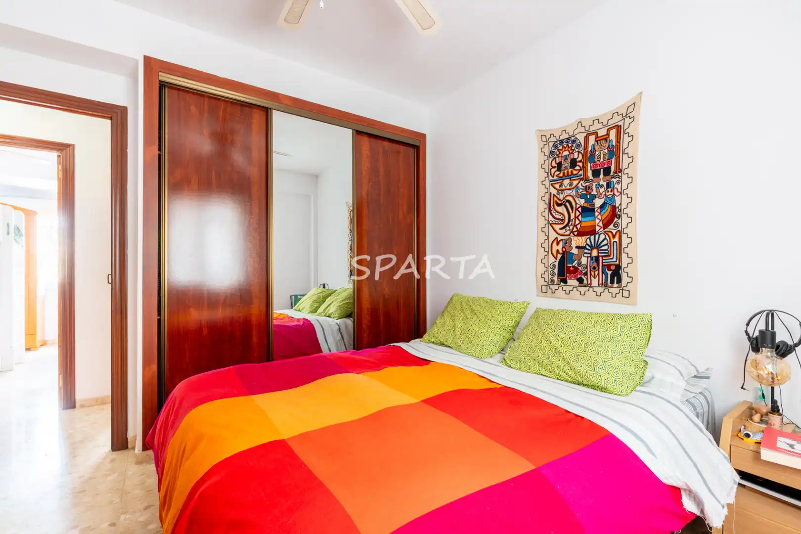 Habitación de Piso en venta en Castilleja de la Cuesta con Aire acondicionado, Horno y Microondas