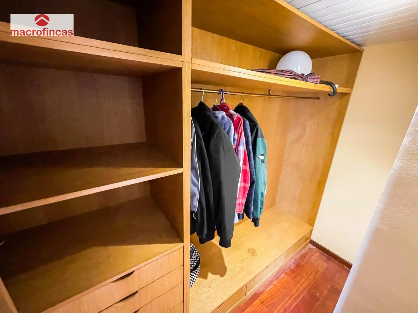 Habitación de Casa o chalet en venta en Martorell con Aire acondicionado, Calefacción y Parquet