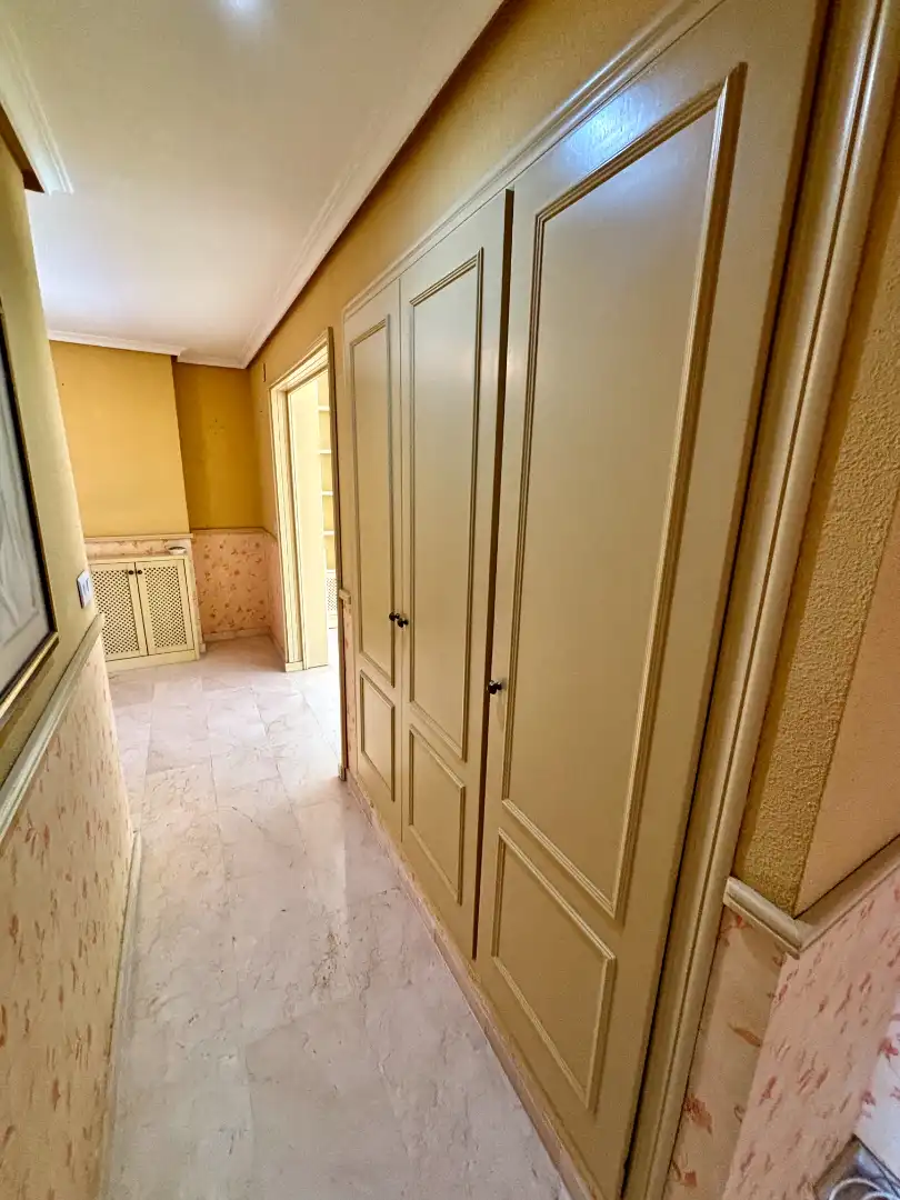 Piso en venta en Alicante / Alacant con Aire acondicionado, Calefacción y Terraza