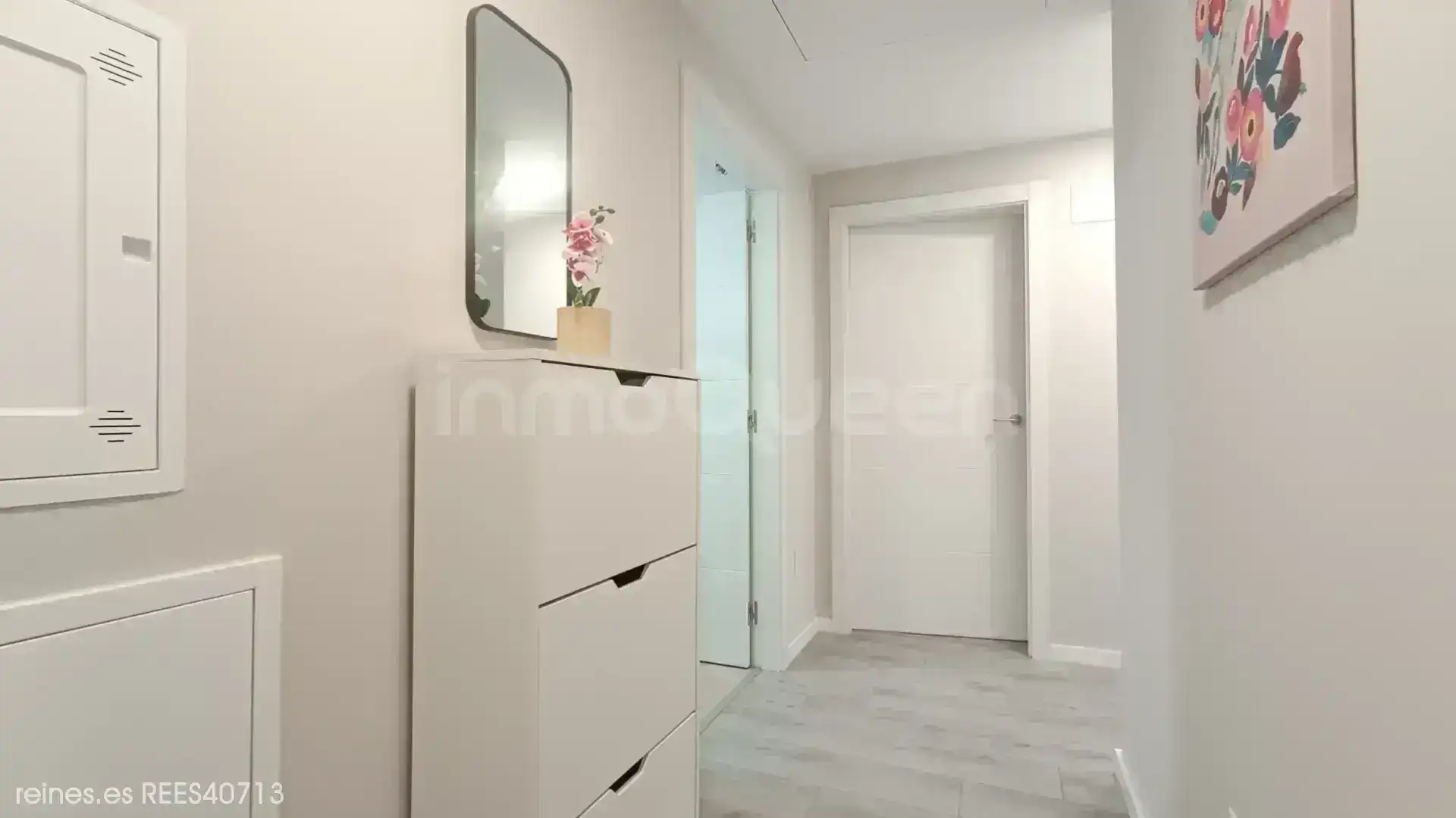 Piso de alquiler en Oviedo  con Calefacción, Terraza y Amueblado