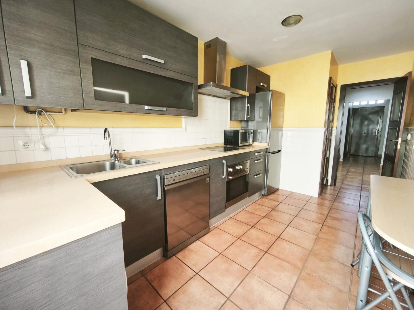 Kitchen of Single-family semi-detached for sale in Alcalá de Guadaira  with Terrace and Storage room