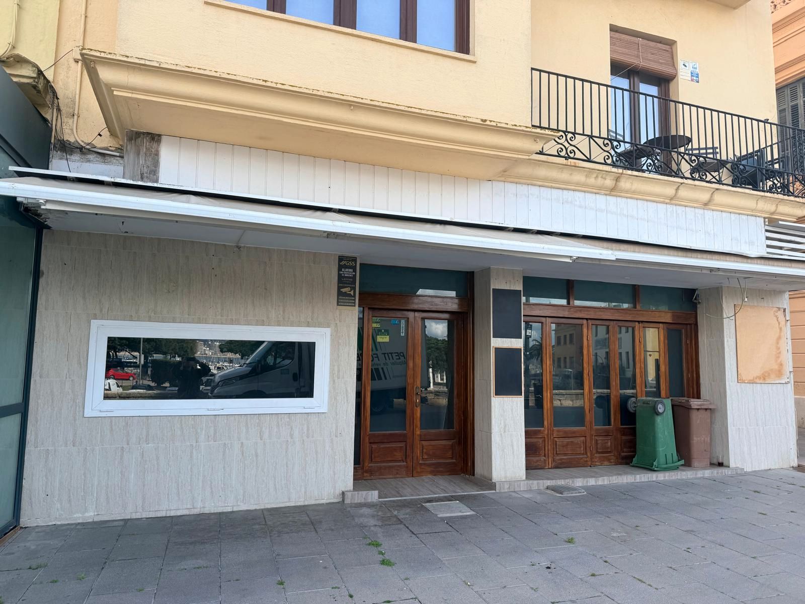 Local de alquiler en El Pedró