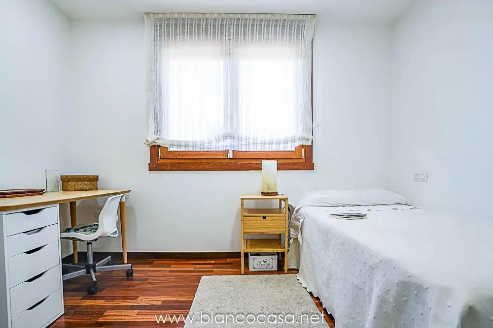 Bedroom of Houses for sale in Carballo  with Heating, Private garden and Storage room
