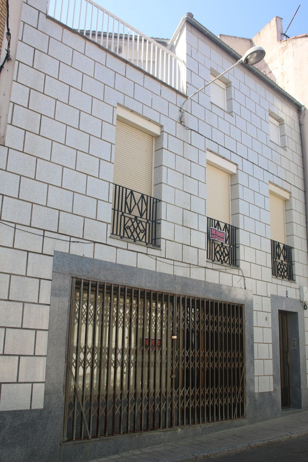 Exterior view of House or chalet for sale in Miajadas  with Terrace, Furnished and Oven