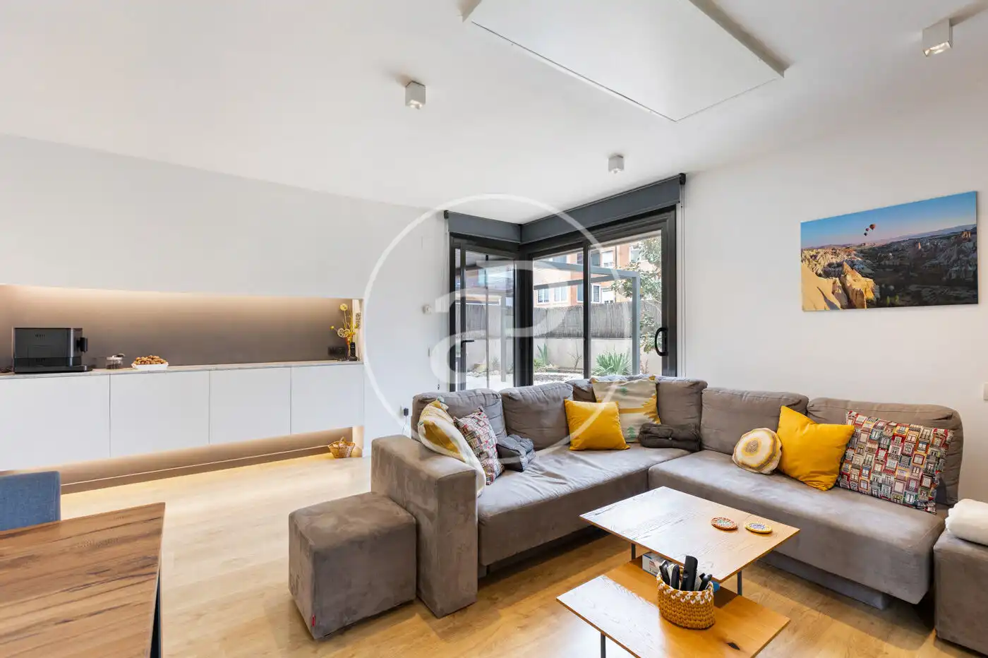 Wohnzimmer von Wohnung zum Verkauf in Esplugues de Llobregat mit Klimaanlage, Heizung und Privatgarten