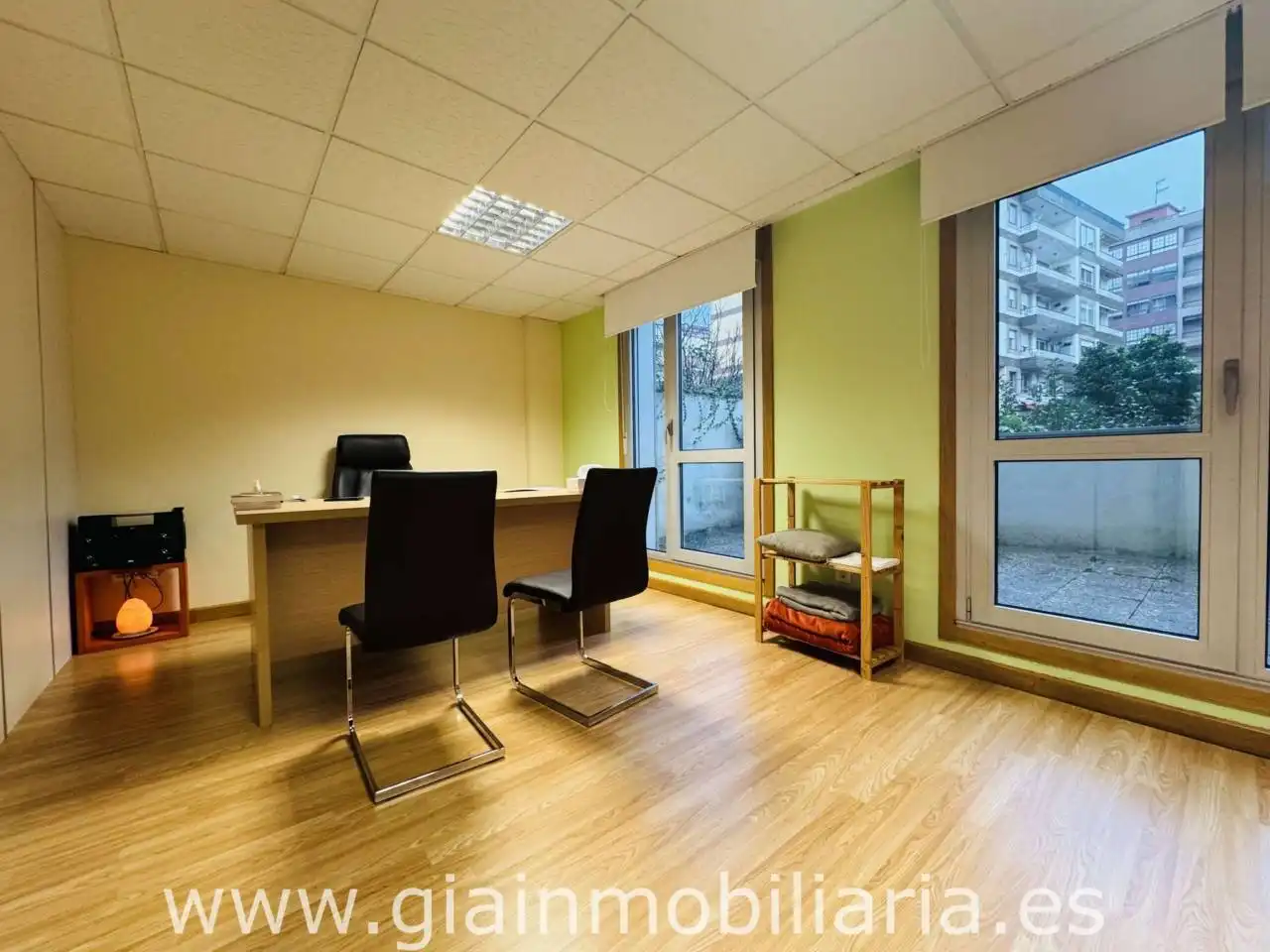 Office for sale in O Porriño    with Air Conditioner and Heating