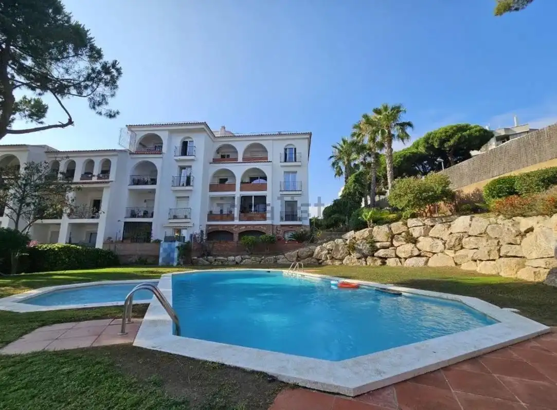 Flat with terrace for sale in de Josep Maria Sert, imagen 3