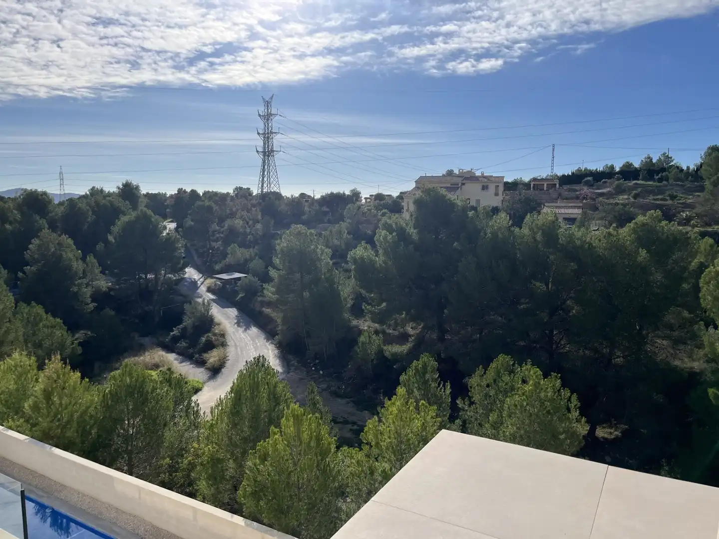 Vista exterior de Casa o chalet en venta en La Nucia con Aire acondicionado, Terraza y Piscina