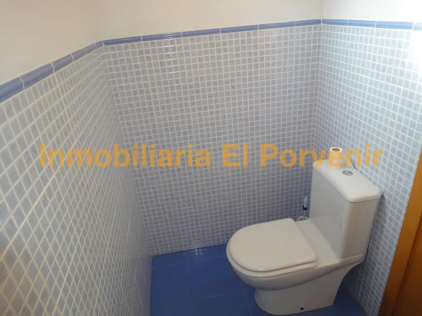 Baño de Casa adosada en venta en Torrent con Calefacción, Jardín privado y Terraza