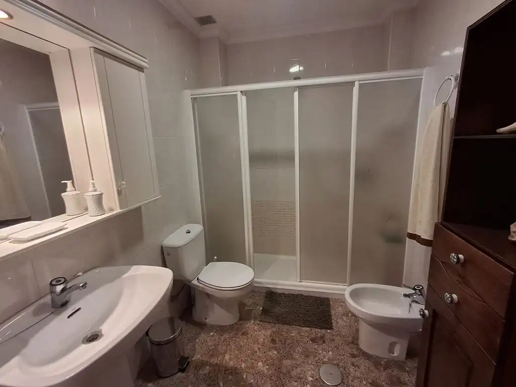 Baño de Casa o chalet en venta en La Roda con Calefacción, Terraza y Trastero