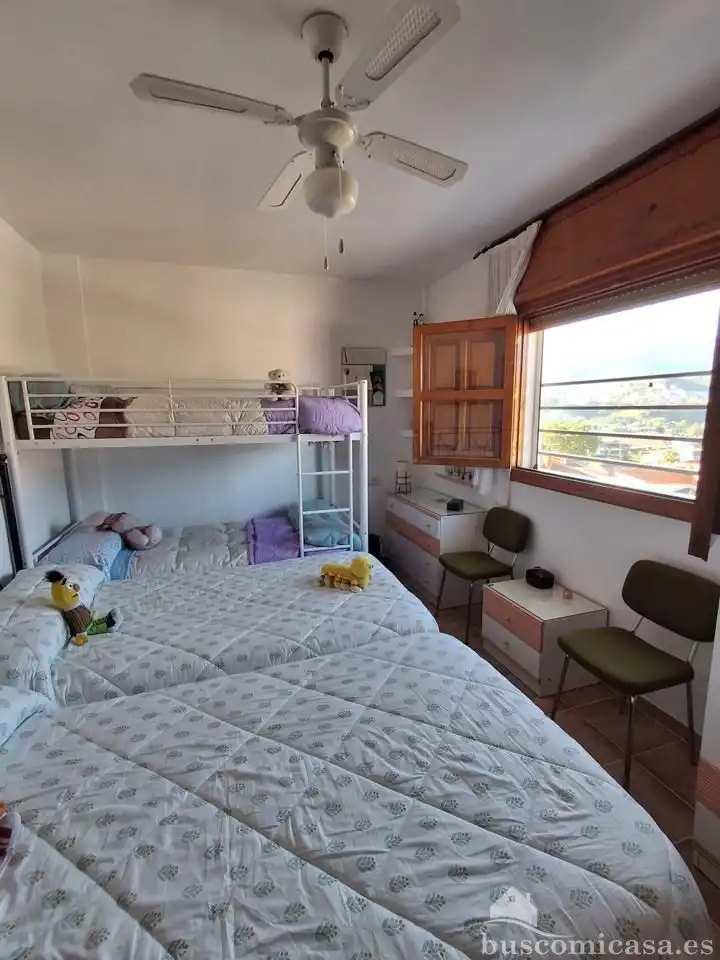 Dormitori de Casa o xalet en venda en Loja amb Aire condicionat, Jardí privat i Terrassa