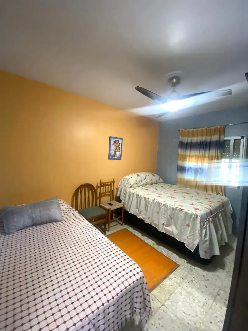 Dormitori de Finca rústica en venda en Mérida amb Aire condicionat i Moblat