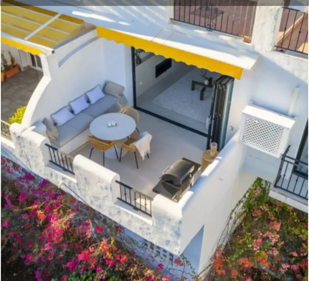 Apartamento con piscina en venta en Calle Istán 24, imagen 12