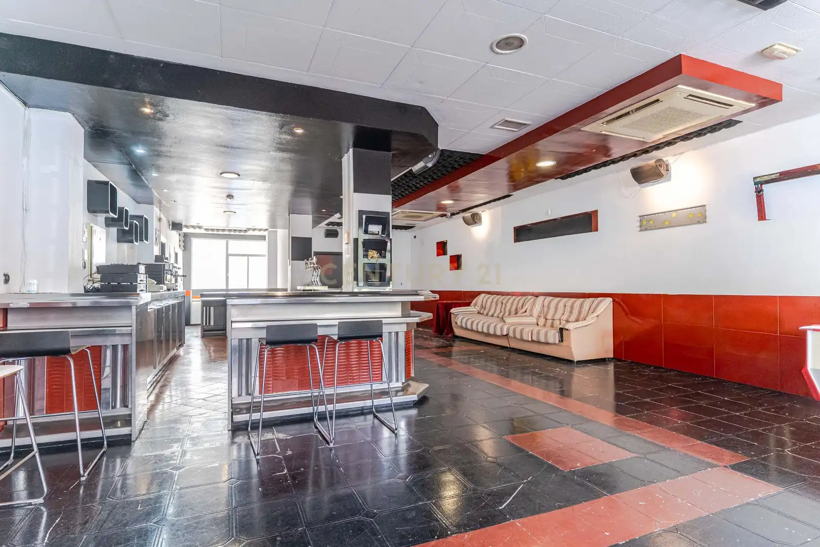 Commercial properties for rent in Íllora  with Air Conditioner