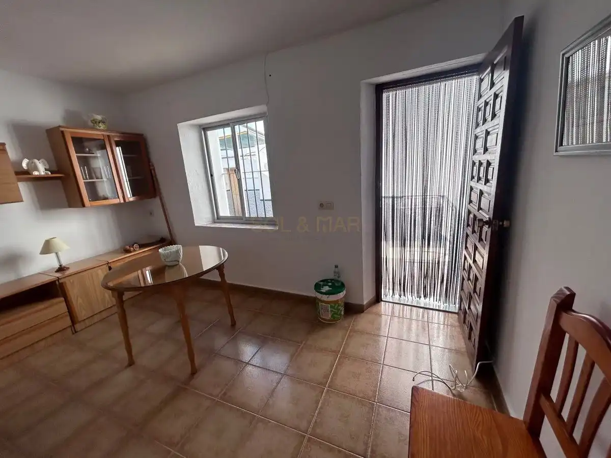 Dormitori de Casa o xalet en venda en Álora amb Calefacció, Terrassa i Traster