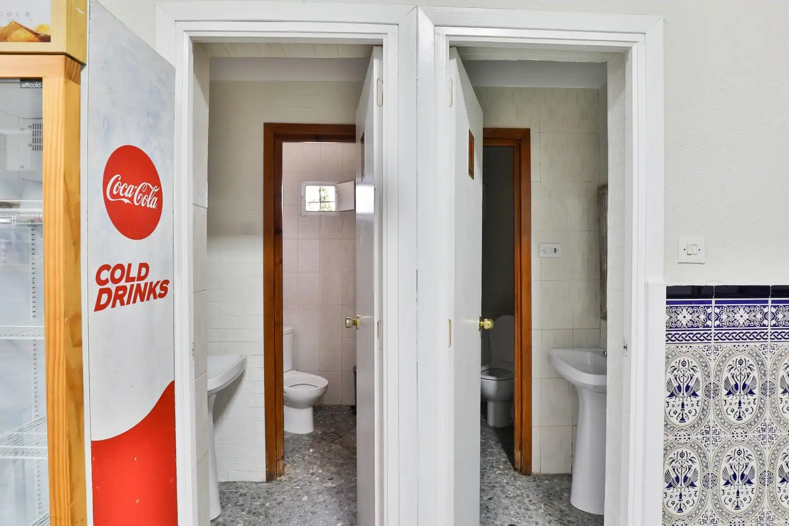 Bathroom of Houses for sale in Lecrín