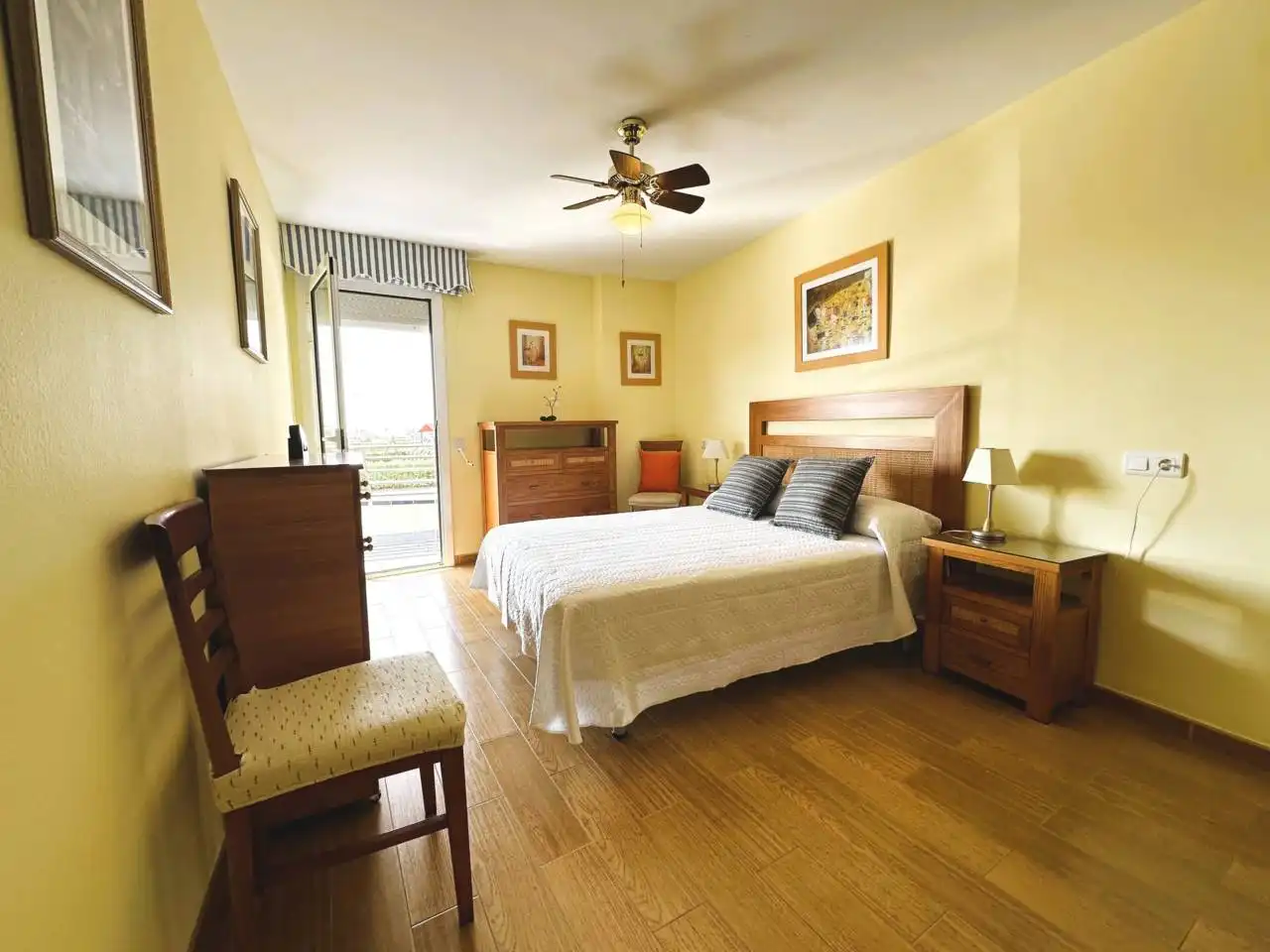 Habitación de Piso en venta en L'Estartit con Aire acondicionado, Parquet y Terraza