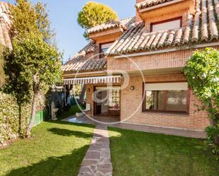 Garden of House or chalet to rent in  Madrid Capital  with Air Conditioner, Heating and Private garden