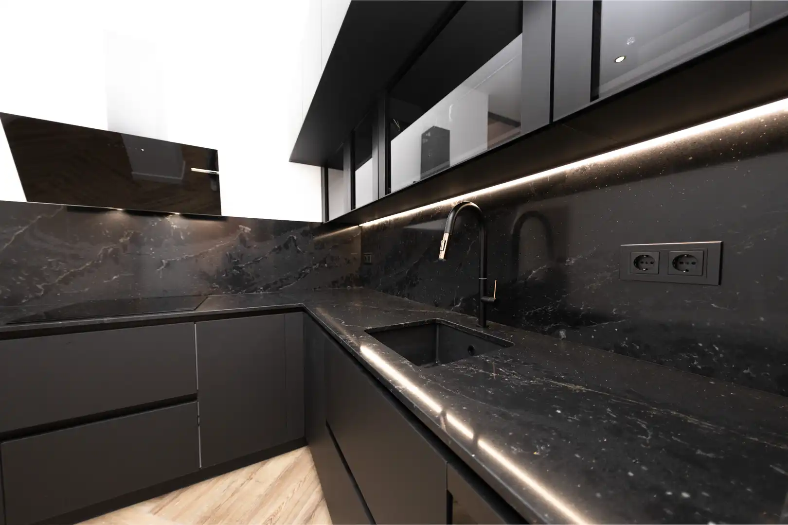 Cocina de Piso en venta en Barcelona con Aire acondicionado, Calefacción y Terraza