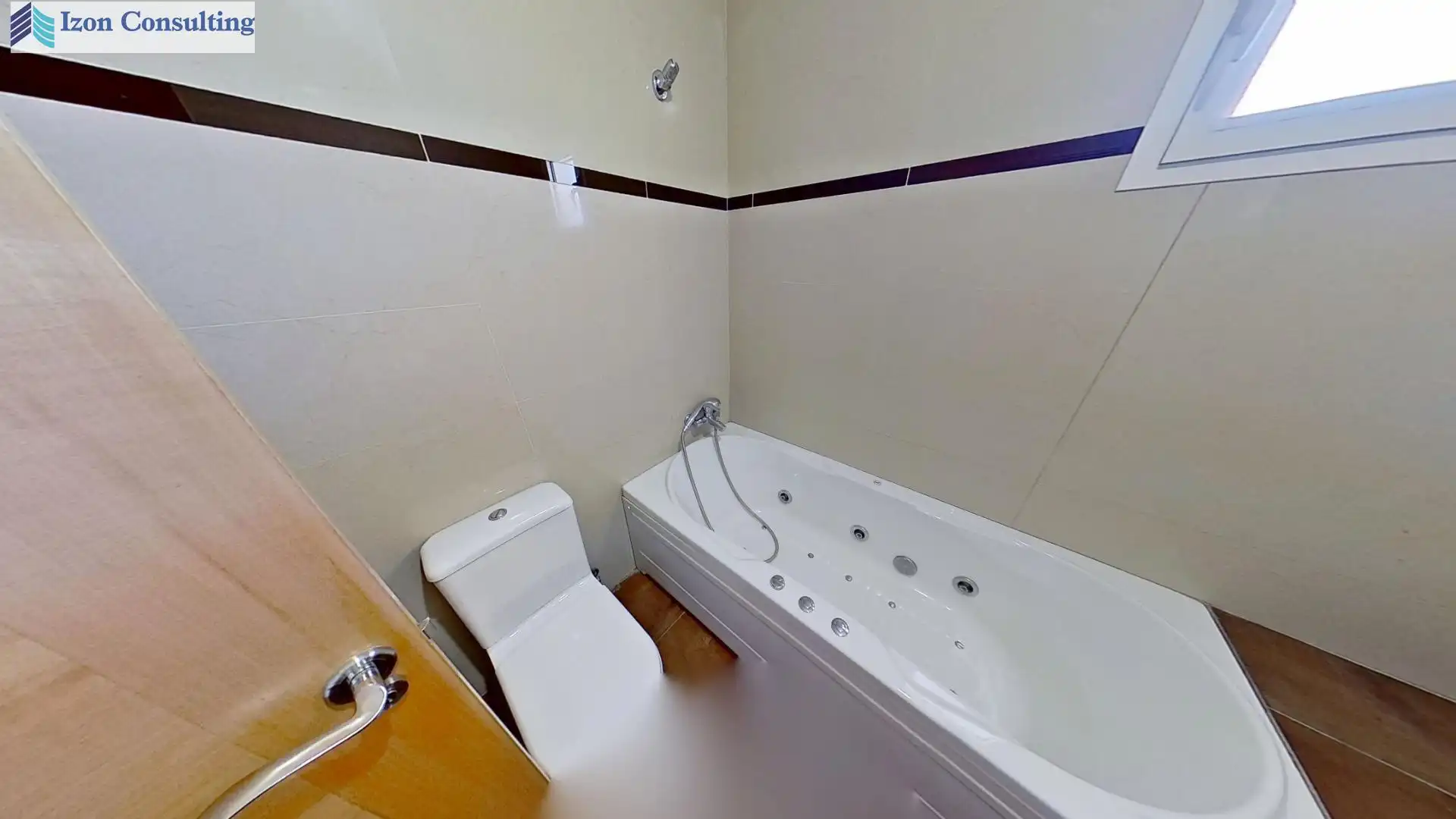Bathroom of Detached homes for sale in La Gineta  with Air Conditioner, Heating and Parquet flooring