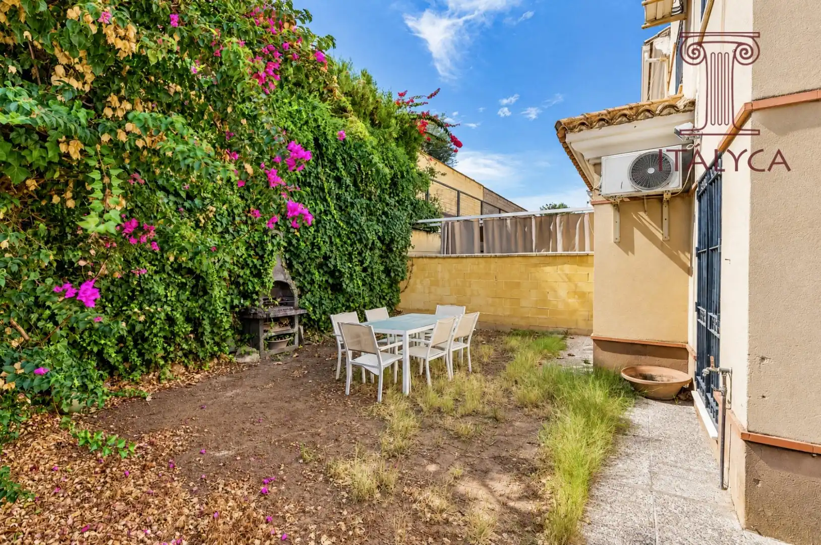 Casa aparellada amb terrassa en venda a Avenida Avenida Clara Campoamor, imagen 28